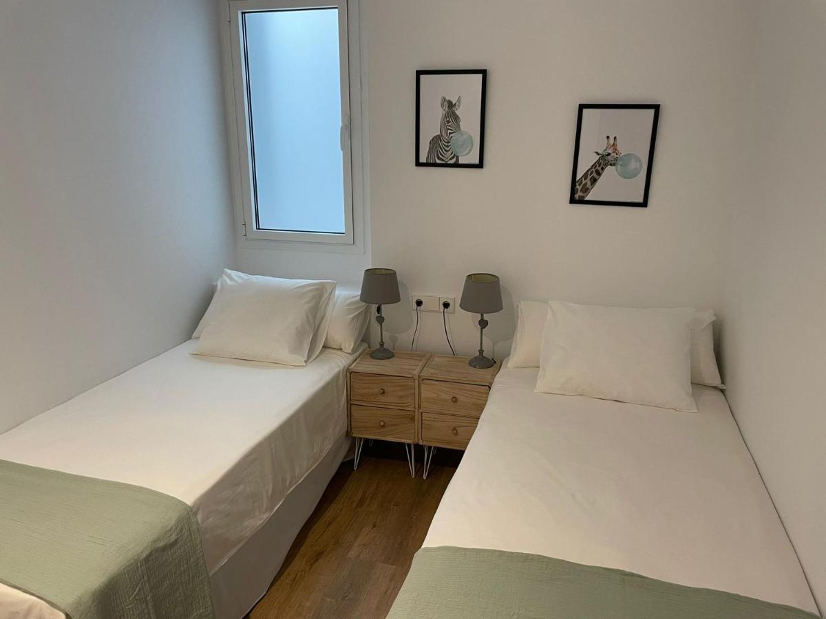 Gaudi Street Apartments Sitges Esterno foto