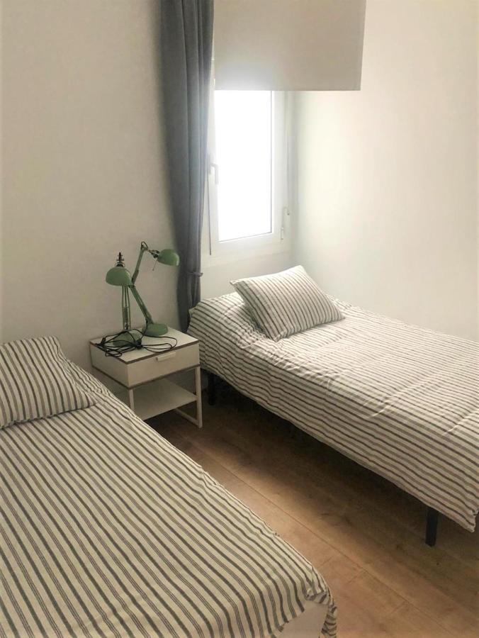 Gaudi Street Apartments Sitges Esterno foto