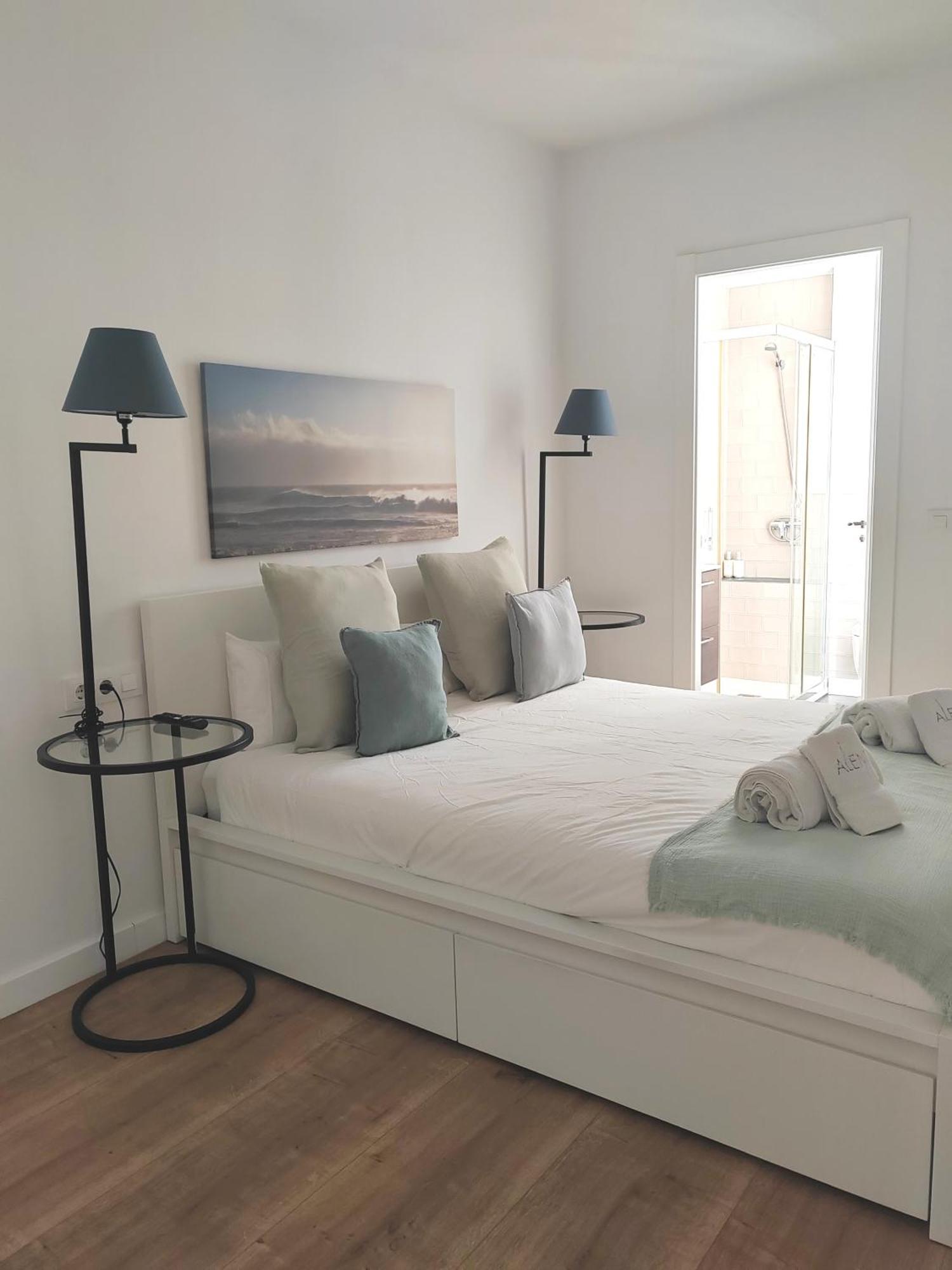 Gaudi Street Apartments Sitges Esterno foto
